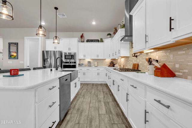 12437 Addingham Ct Court, El Paso, TX 79928