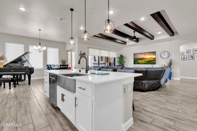 12437 Addingham Ct Court, El Paso, TX 79928