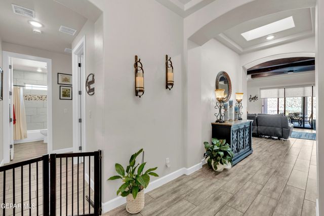 12437 Addingham Ct Court, El Paso, TX 79928