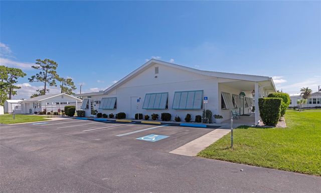 216 OUTER DRIVE E, Venice, FL 34285