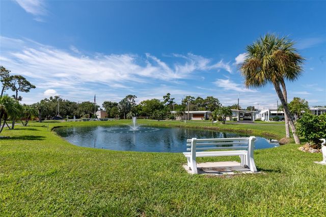 216 OUTER DRIVE E, Venice, FL 34285