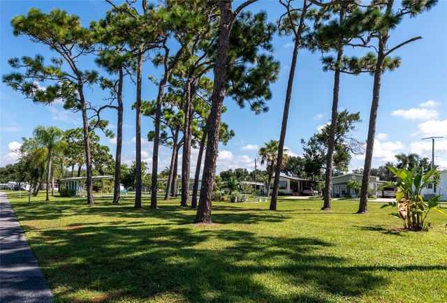 216 OUTER DRIVE E, Venice, FL 34285
