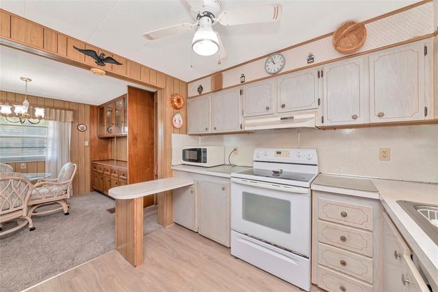 216 OUTER DRIVE E, Venice, FL 34285