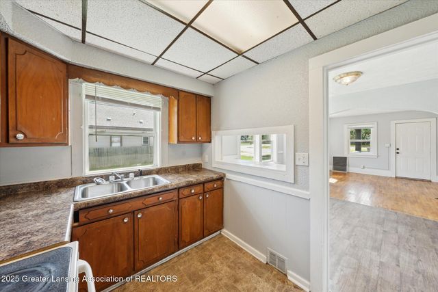 2011 S Martin Luther King Jr Boulevard, Lansing, MI 48910