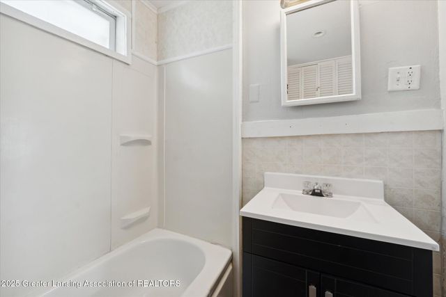 2011 S Martin Luther King Jr Boulevard, Lansing, MI 48910