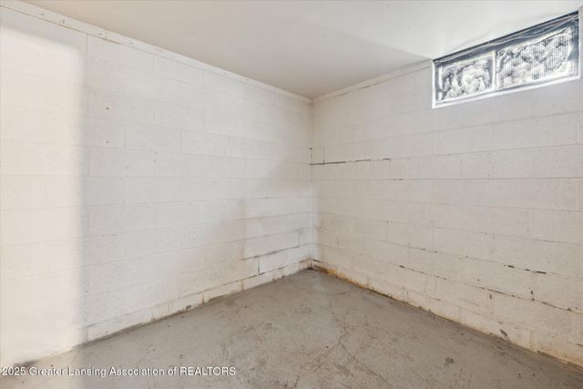 2011 S Martin Luther King Jr Boulevard, Lansing, MI 48910