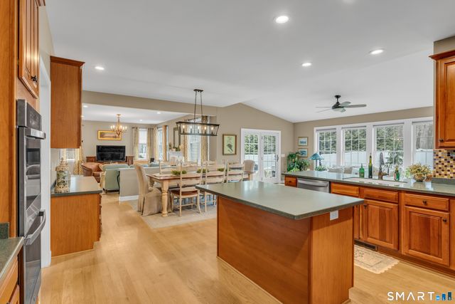 1 Haywagon Drive, Old Lyme, CT 06371