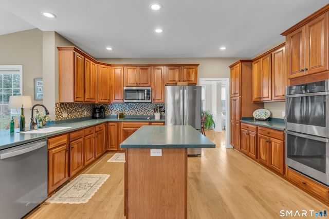 1 Haywagon Drive, Old Lyme, CT 06371