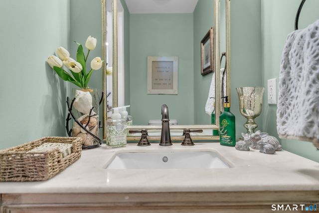 1 Haywagon Drive, Old Lyme, CT 06371