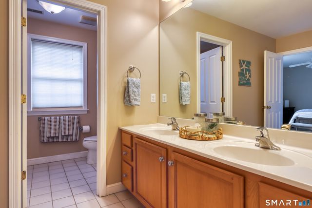 1 Haywagon Drive, Old Lyme, CT 06371