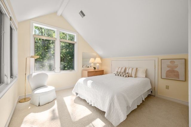 9 Esty Way, Groveland, MA 01834