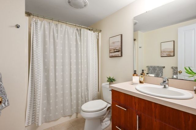 9 Esty Way, Groveland, MA 01834
