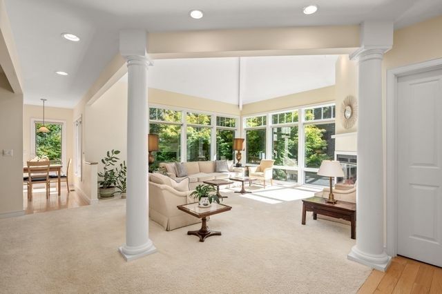 9 Esty Way, Groveland, MA 01834