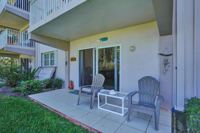 311 E Ocean Avenue 102, Lantana, FL 33462