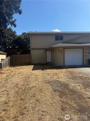 10427 13th Avenue Ct S, Tacoma, WA 98444