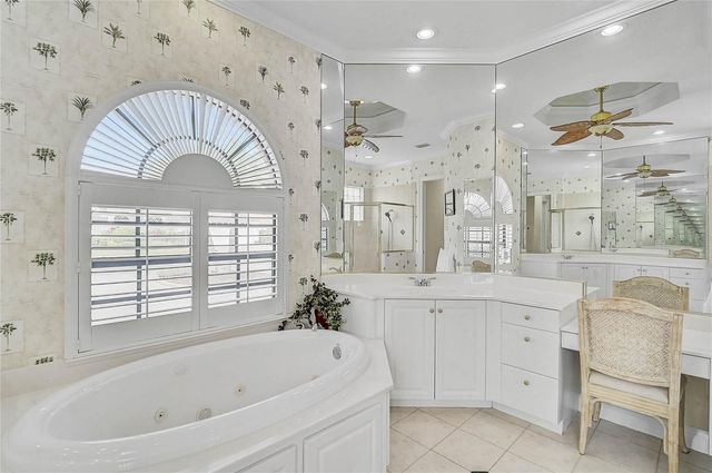 4360 VIA DEL SANTI, Venice, FL 34293