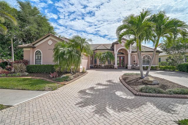 4360 VIA DEL SANTI, Venice, FL 34293