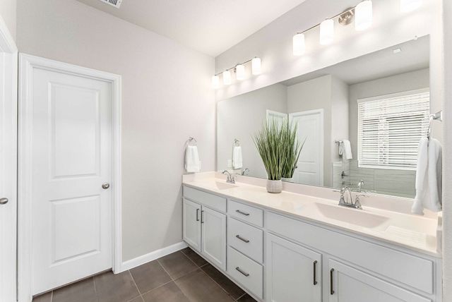 16600 Garden Drive, Celina, TX 75009