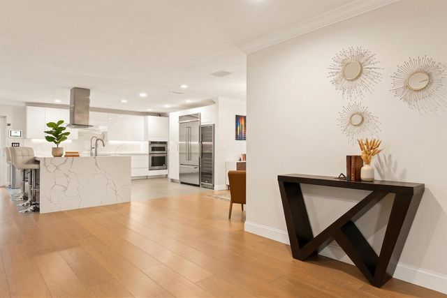 5841 Bayview Drive, Fort Lauderdale, FL 33308