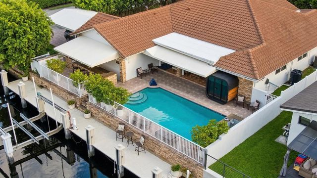 5841 Bayview Drive, Fort Lauderdale, FL 33308