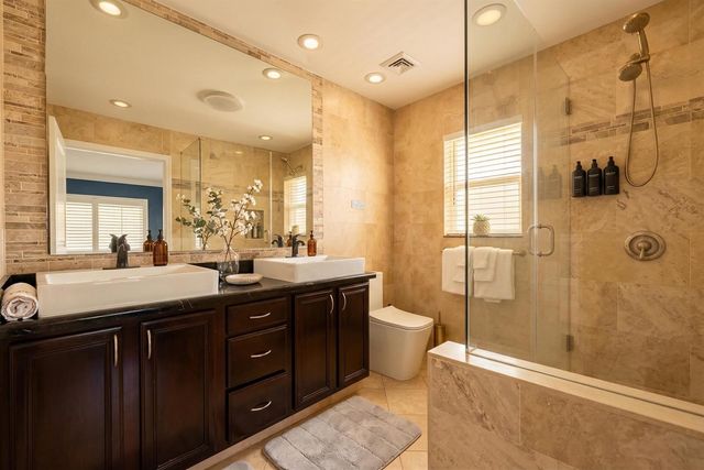 5841 Bayview Drive, Fort Lauderdale, FL 33308