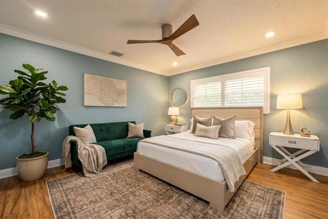 5841 Bayview Drive, Fort Lauderdale, FL 33308