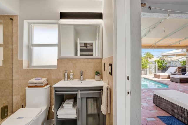 5841 Bayview Drive, Fort Lauderdale, FL 33308