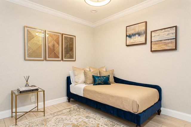 5841 Bayview Drive, Fort Lauderdale, FL 33308
