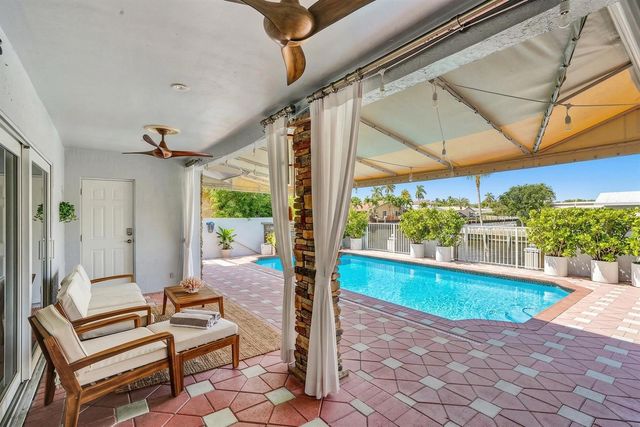 5841 Bayview Drive, Fort Lauderdale, FL 33308