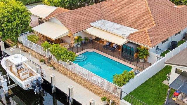 5841 Bayview Drive, Fort Lauderdale, FL 33308