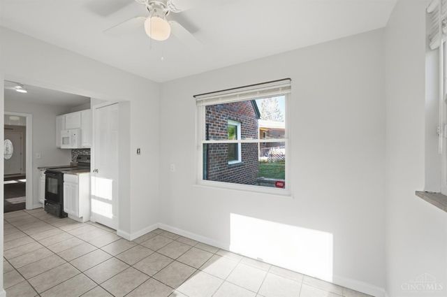 3962 Standish Avenue, Cincinnati, OH 45213
