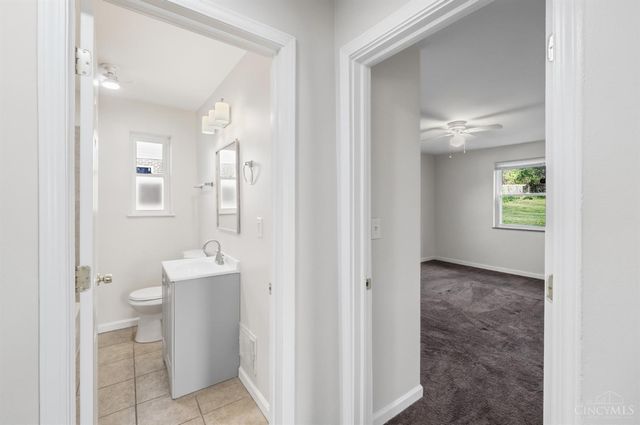 3962 Standish Avenue, Cincinnati, OH 45213