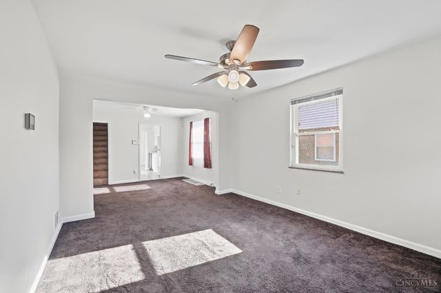 3962 Standish Avenue, Cincinnati, OH 45213