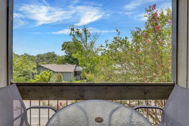 601 Nelray BLVD 12, Austin, TX 78751