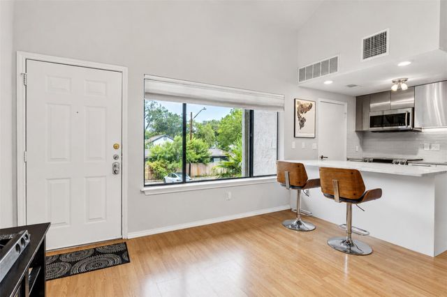 601 Nelray BLVD 12, Austin, TX 78751