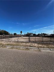 000 N Maple Street, Alton, TX 78573