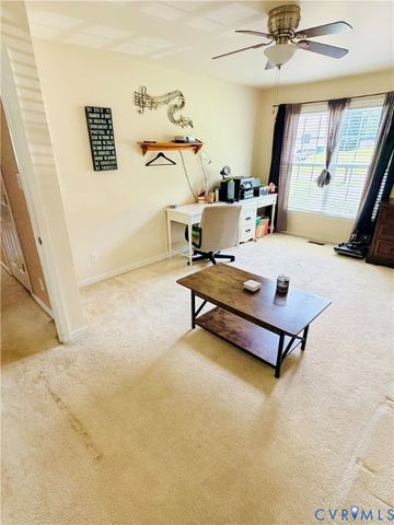 329 Beechwood Park Ln, Highland Springs, VA 23075