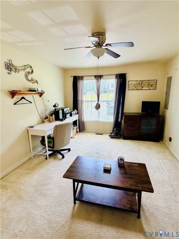 329 Beechwood Park Ln, Highland Springs, VA 23075