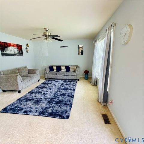 329 Beechwood Park Ln, Highland Springs, VA 23075