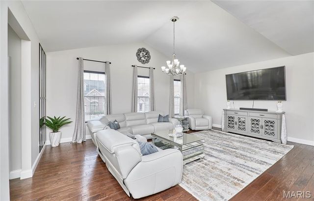 5451 Hagemann Pointe Drive, St Louis, MO 63128