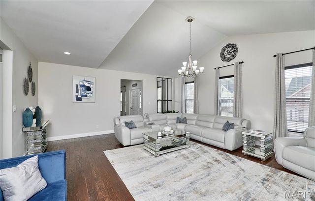 5451 Hagemann Pointe Drive, St Louis, MO 63128