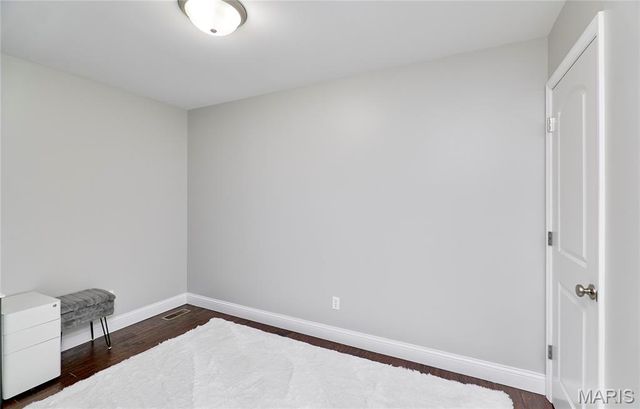 5451 Hagemann Pointe Drive, St Louis, MO 63128