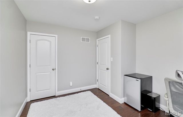 5451 Hagemann Pointe Drive, St Louis, MO 63128