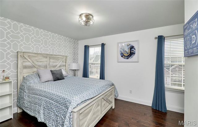 5451 Hagemann Pointe Drive, St Louis, MO 63128