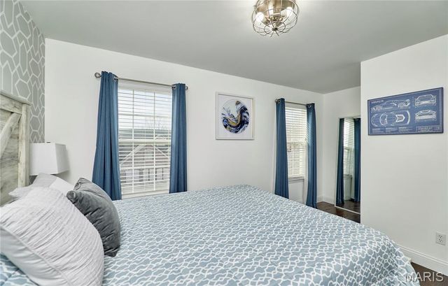 5451 Hagemann Pointe Drive, St Louis, MO 63128