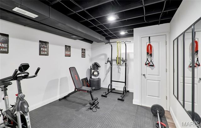 5451 Hagemann Pointe Drive, St Louis, MO 63128