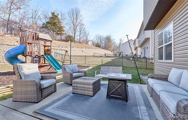 5451 Hagemann Pointe Drive, St Louis, MO 63128