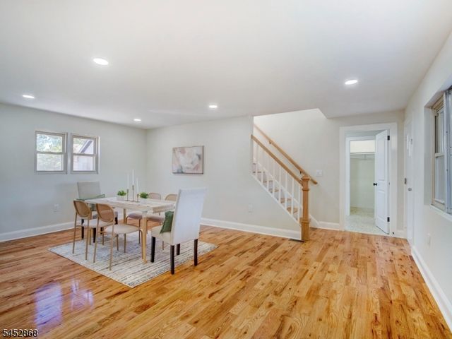 156 W Lincoln Ave, Roselle Park Boro, NJ 07204