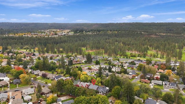 3225 N Wellington Pl, Spokane, WA 99205