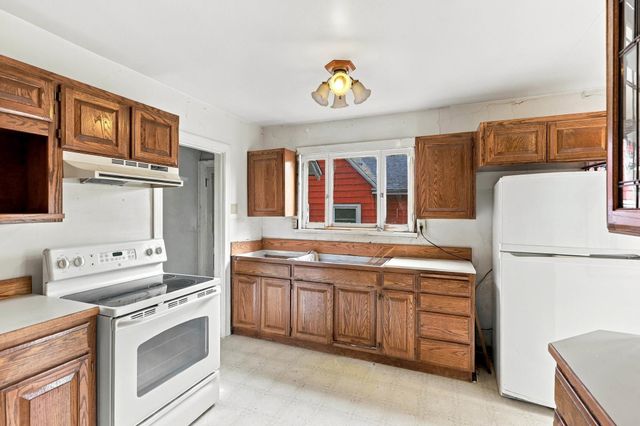 3225 N Wellington Pl, Spokane, WA 99205